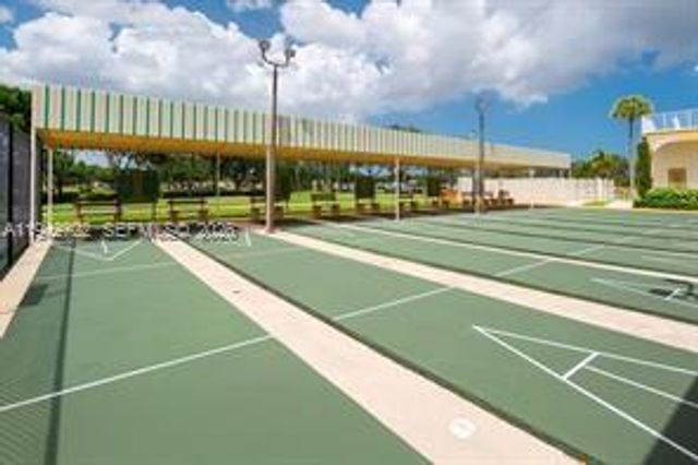 38 Northampton B 38 38, West Palm Beach, FL 33417