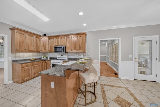 229 Kelsey Lynn Lane, Huntsville, AL 35806