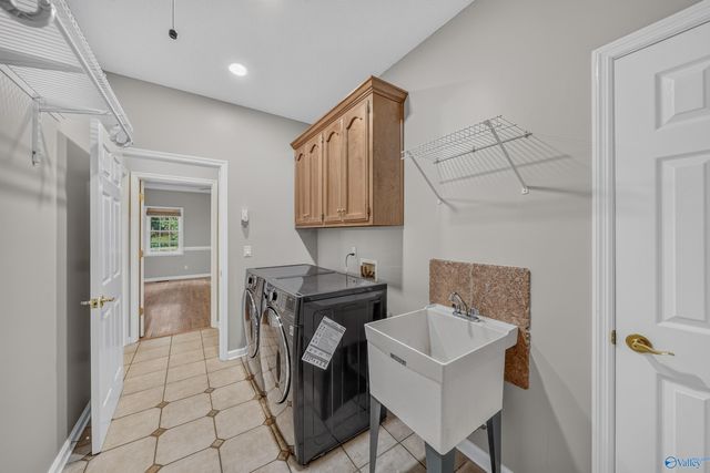 229 Kelsey Lynn Lane, Huntsville, AL 35806