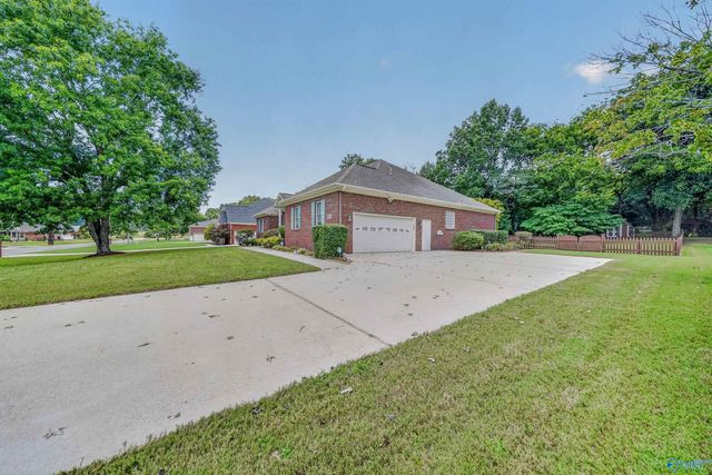 229 Kelsey Lynn Lane, Huntsville, AL 35806