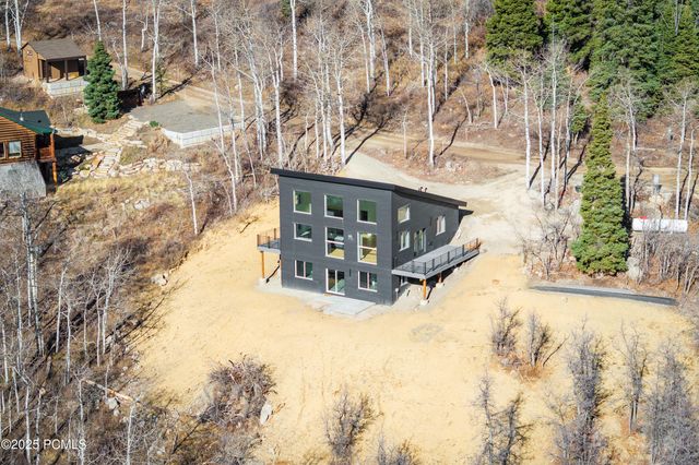 1065 W Beaver Circle, Coalville, UT 84017