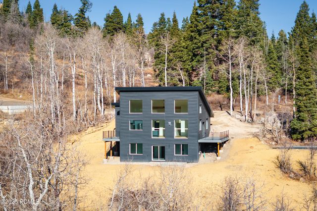 1065 W Beaver Circle, Coalville, UT 84017