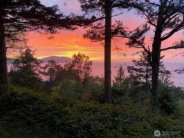 0 Place Road, Port Angeles, WA 98363