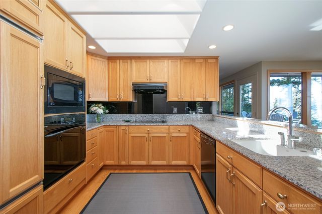 0 Place Road, Port Angeles, WA 98363