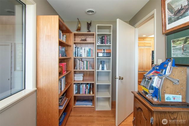 0 Place Road, Port Angeles, WA 98363