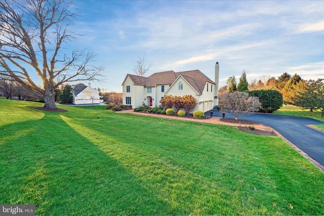 3 N PHEASANTS RDG N, Wilmington, DE 19807