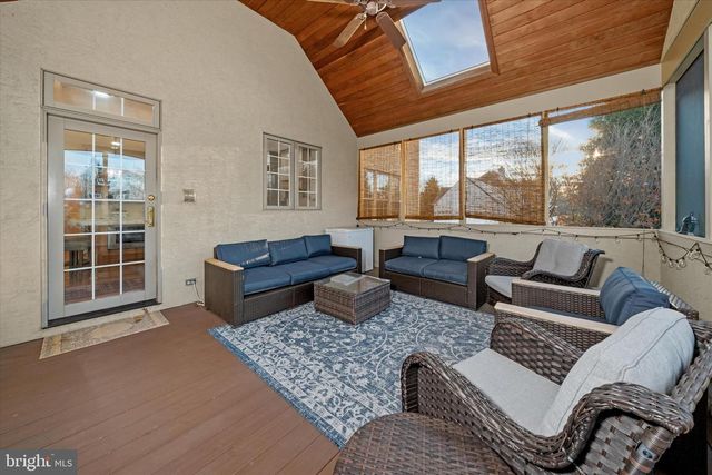 3 N PHEASANTS RDG N, Wilmington, DE 19807