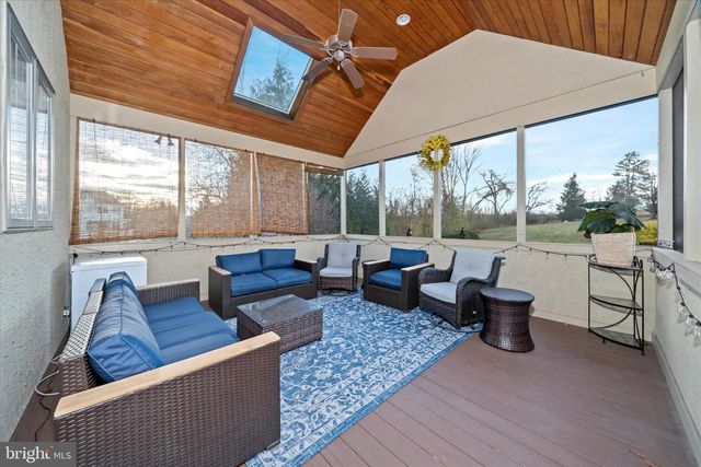 3 N PHEASANTS RDG N, Wilmington, DE 19807