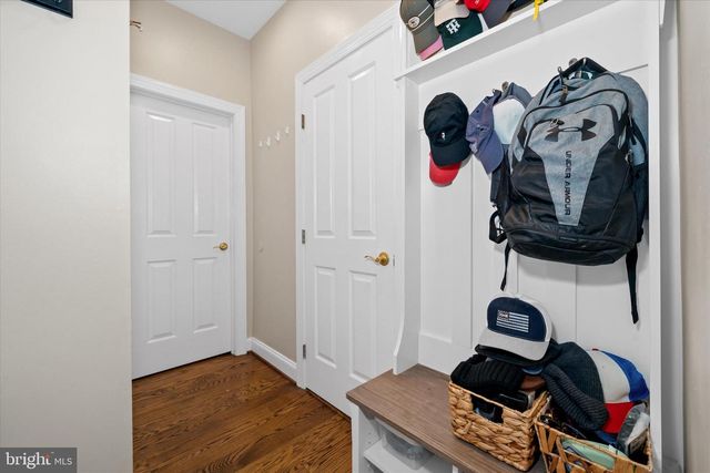 3 N PHEASANTS RDG N, Wilmington, DE 19807