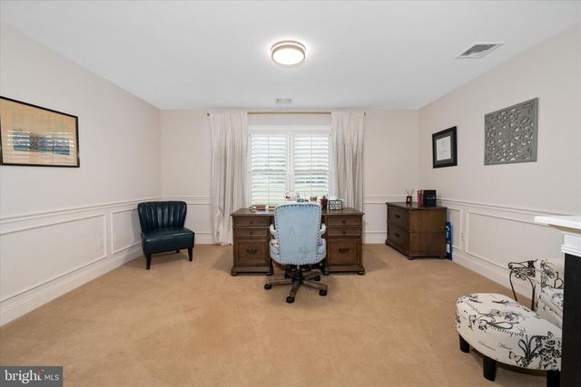 3 N PHEASANTS RDG N, Wilmington, DE 19807