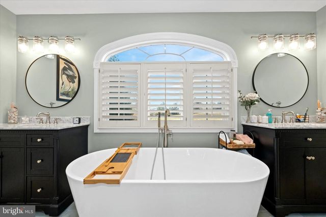 3 N PHEASANTS RDG N, Wilmington, DE 19807