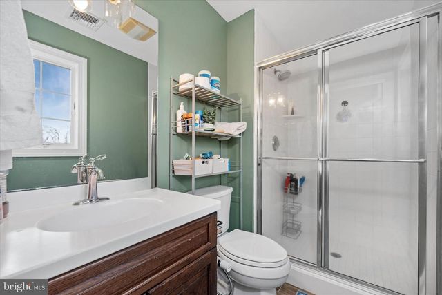 3 N PHEASANTS RDG N, Wilmington, DE 19807