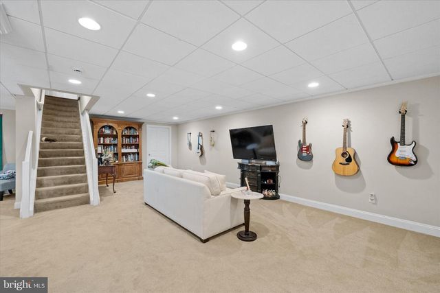 3 N PHEASANTS RDG N, Wilmington, DE 19807