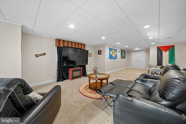 3 N PHEASANTS RDG N, Wilmington, DE 19807