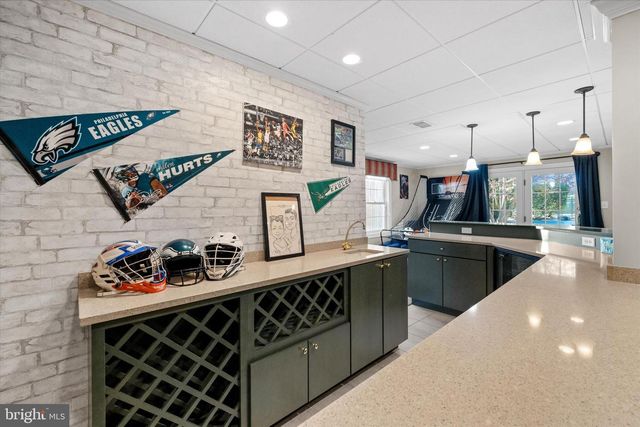 3 N PHEASANTS RDG N, Wilmington, DE 19807