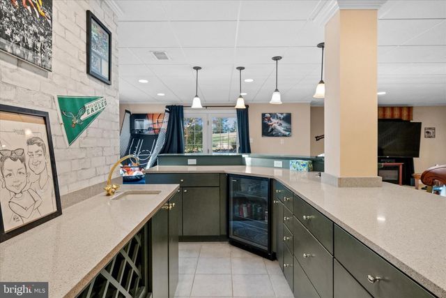 3 N PHEASANTS RDG N, Wilmington, DE 19807