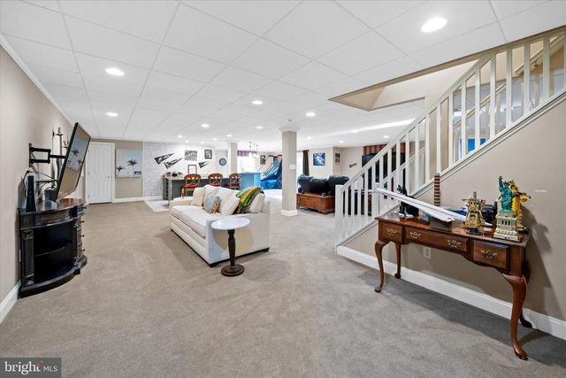 3 N PHEASANTS RDG N, Wilmington, DE 19807