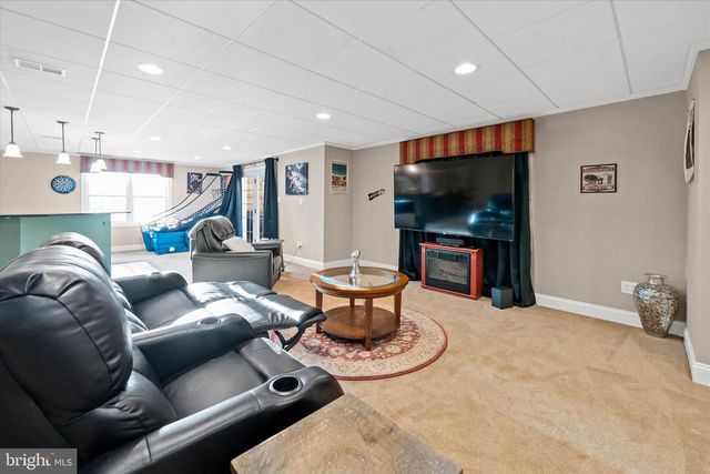 3 N PHEASANTS RDG N, Wilmington, DE 19807