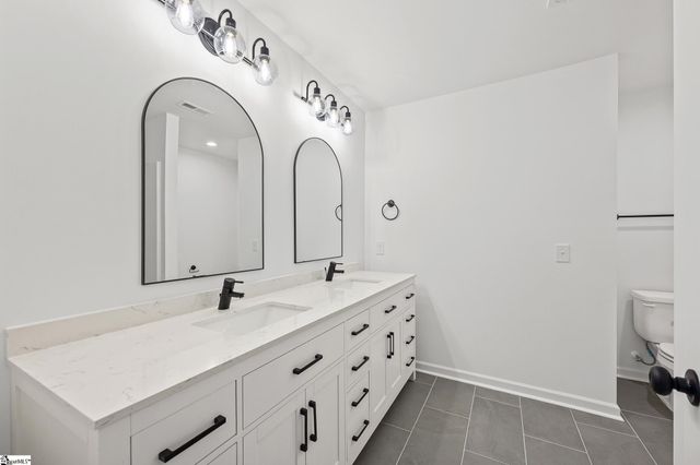 122 Guest Circle, Anderson, SC 29621