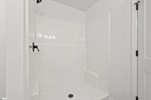 122 Guest Circle, Anderson, SC 29621