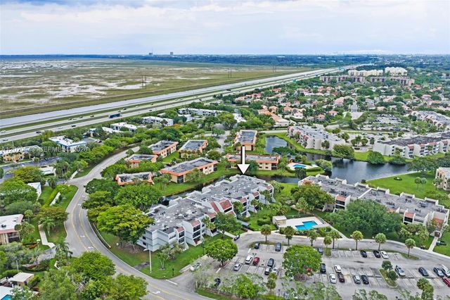 200 Lakeview Dr 113, Weston, FL 33326