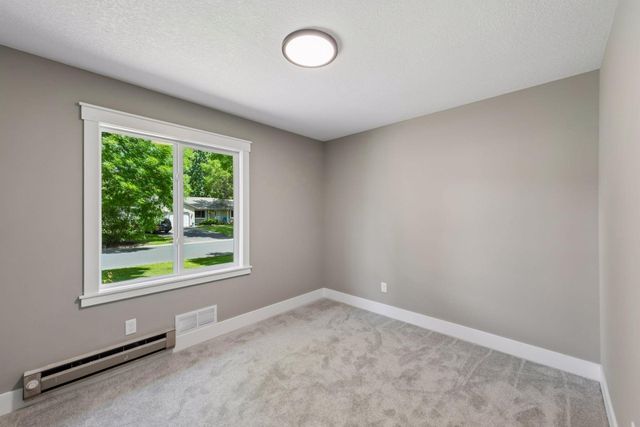 11689 99th Avenue N, Maple Grove, MN 55369