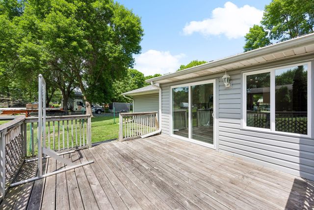 11689 99th Avenue N, Maple Grove, MN 55369