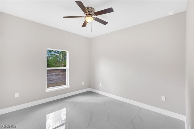 725 Lamar ST E, Lehigh Acres, FL 33974