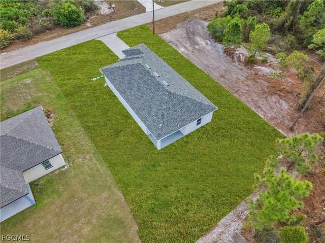 725 Lamar ST E, Lehigh Acres, FL 33974