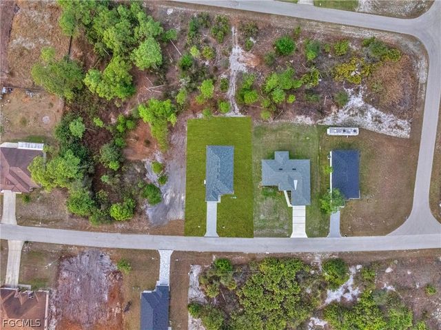 725 Lamar ST E, Lehigh Acres, FL 33974