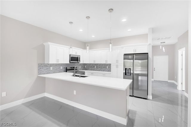 725 Lamar ST E, Lehigh Acres, FL 33974