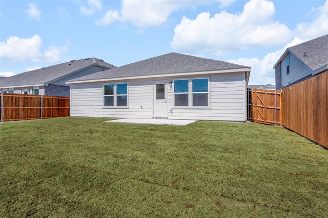 1061 Castroville Drive, Forney, TX 75126