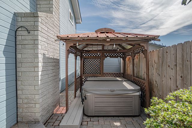 2537 Seville Circle, Medford, OR 97504