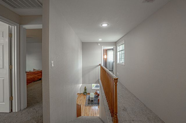 2537 Seville Circle, Medford, OR 97504