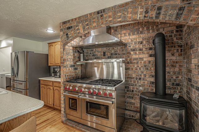 2537 Seville Circle, Medford, OR 97504