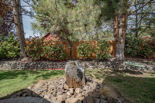 2537 Seville Circle, Medford, OR 97504