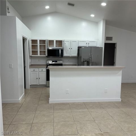 2805 14th ST W, Lehigh Acres, FL 33971