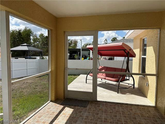 2805 14th ST W, Lehigh Acres, FL 33971