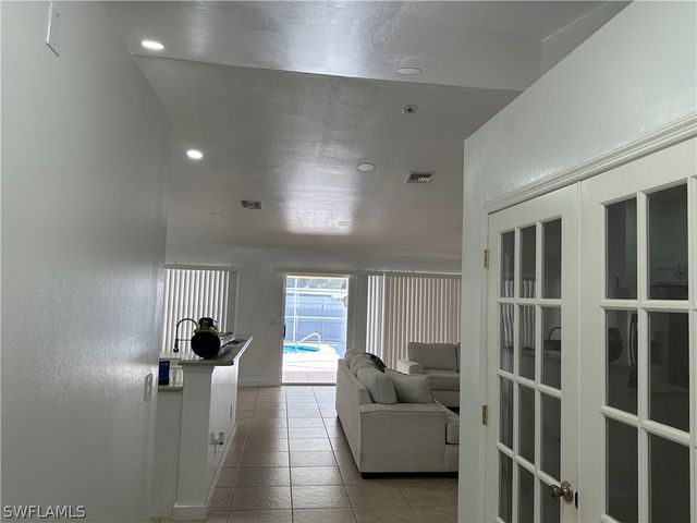 2805 14th ST W, Lehigh Acres, FL 33971