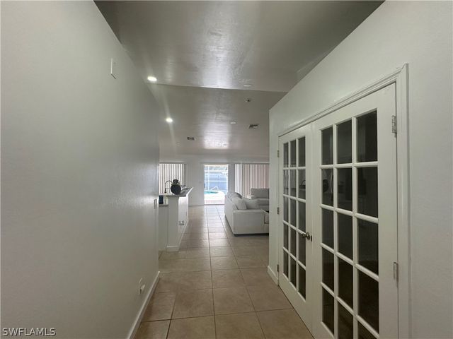 2805 14th ST W, Lehigh Acres, FL 33971