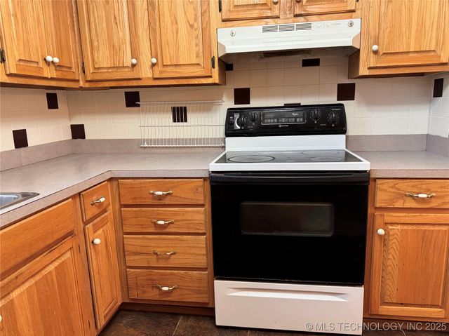 1114 Comet, Ardmore, OK 73401