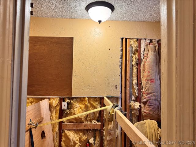 1114 Comet, Ardmore, OK 73401