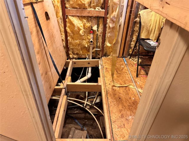 1114 Comet, Ardmore, OK 73401