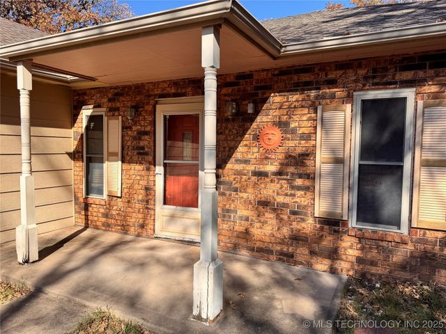 1114 Comet, Ardmore, OK 73401