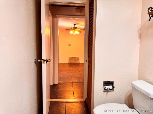 1114 Comet, Ardmore, OK 73401