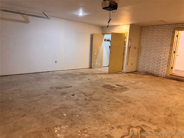 1114 Comet, Ardmore, OK 73401