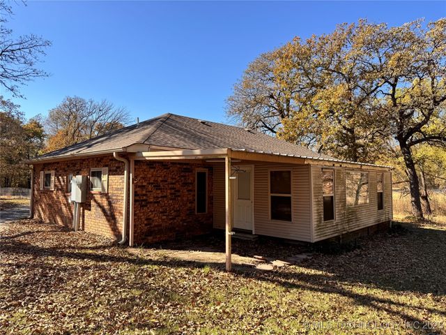 1114 Comet, Ardmore, OK 73401