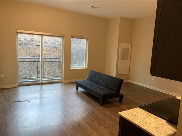 1655 Fifth Avenue 717, Downtown Pgh, PA 15219