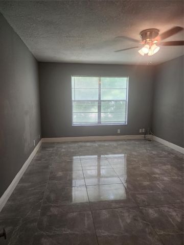 8205 NW 61st Street NW B202, Tamarac, FL 33321