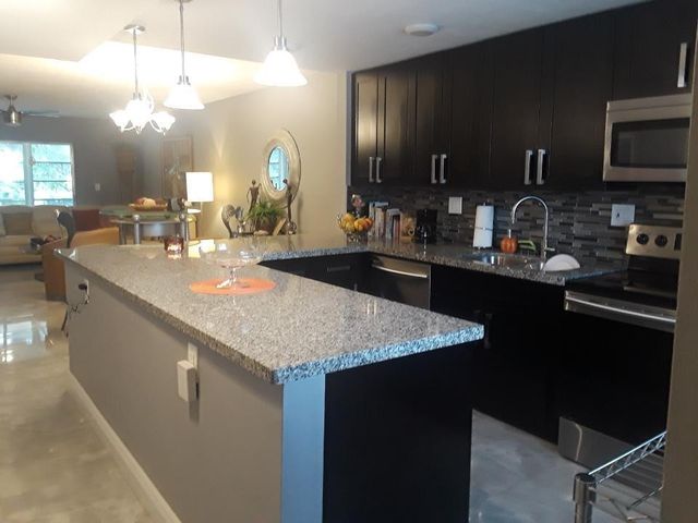 8205 NW 61st Street NW B202, Tamarac, FL 33321